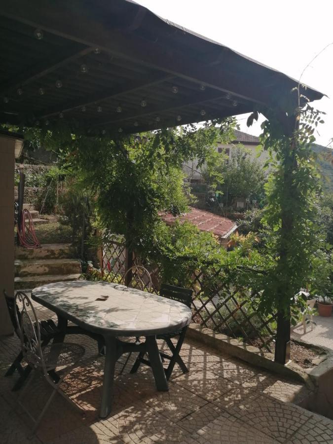 Appartamento Ca' Sandra Vado Ligure Exterior foto